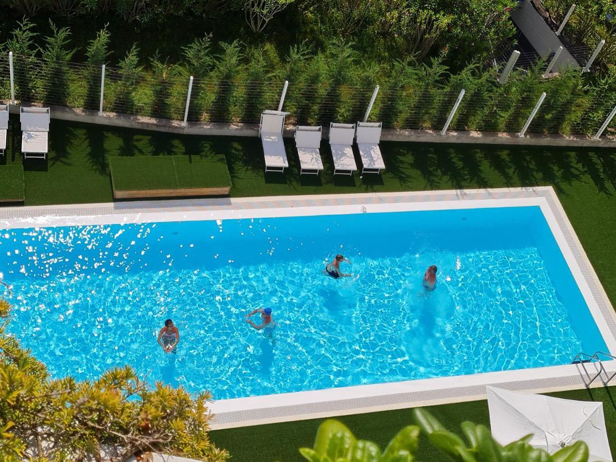 Marina Verde Resort Official กาออร์เล ภายนอก รูปภาพ
